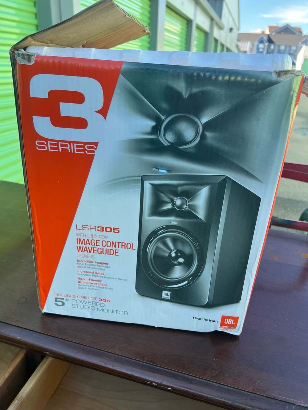 JBL LSR305 5" Powered Studio Monitor Speaker
